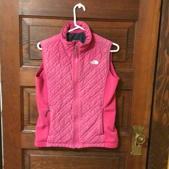 northface Jackets & Blazers - Northface vest